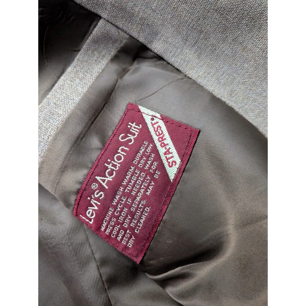 Vintage Levi's Action Suit Blazer Jacket Size 44S‎ Brown Beige Sand